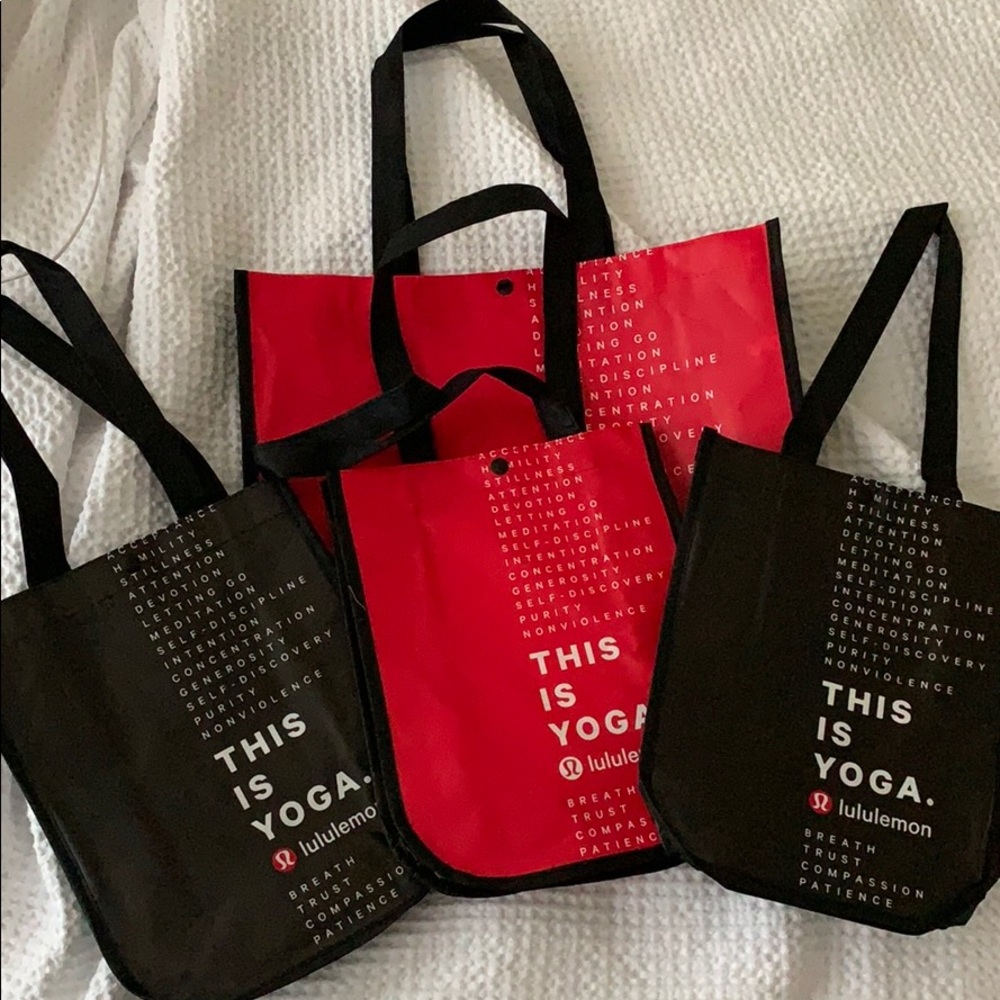 Lululemon bags